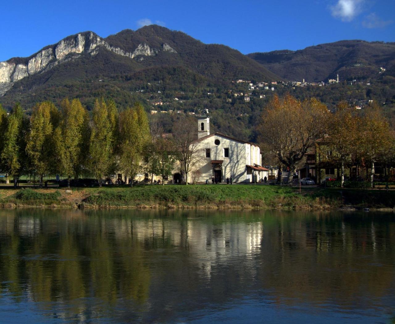 Hotel Monastero Del Lavello Калольциокорте Экстерьер фото